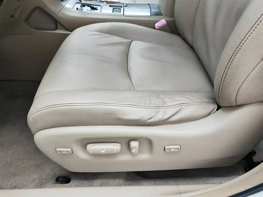 Toyota Highlander 2010 — фото 20