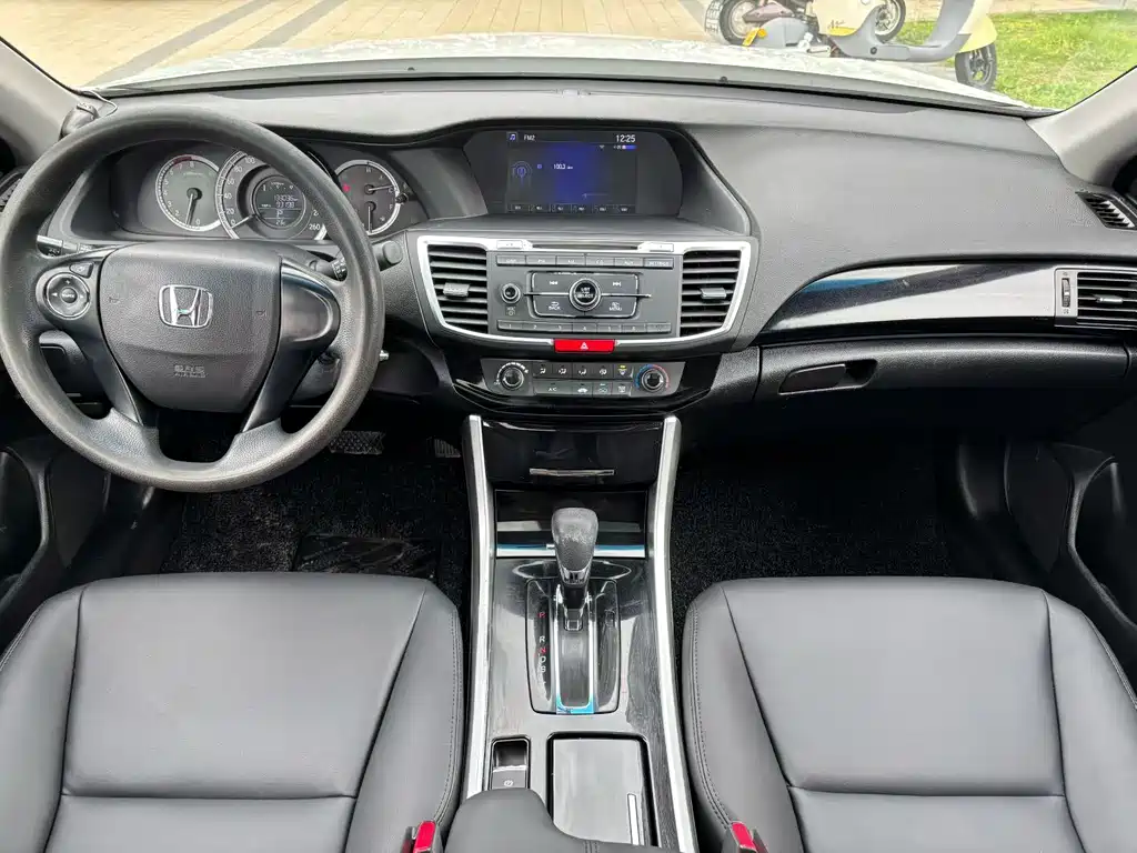 Honda Accord 2017 — фото 6