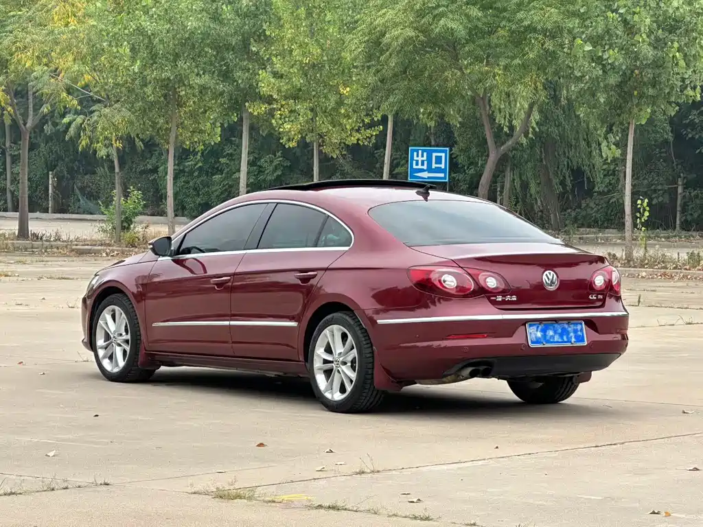 Volkswagen CC 2011