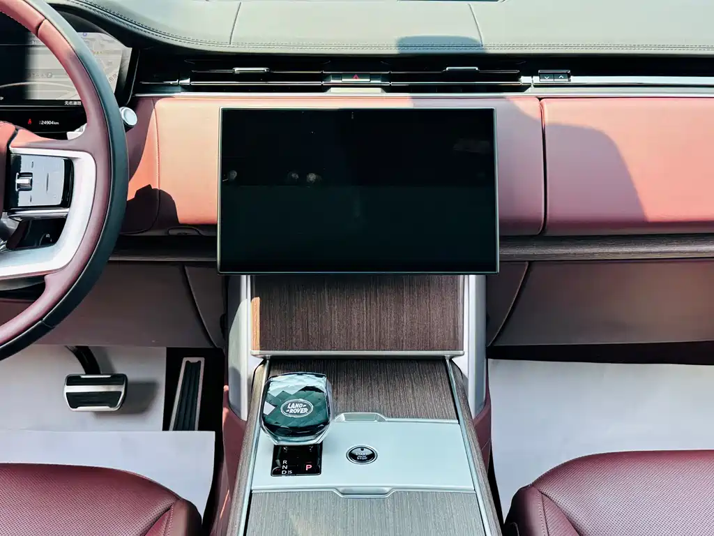 Land Rover Range Rover 2025 — фото 27
