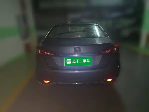 Zotye Z500 2015