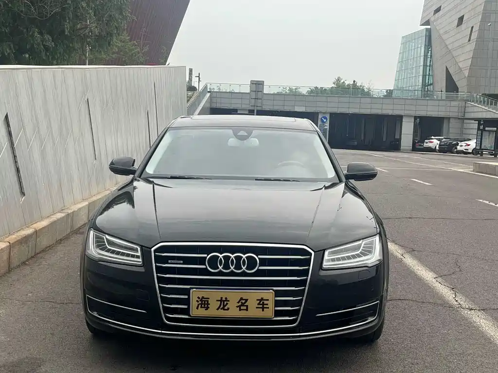 Audi A8 2016 — фото 2