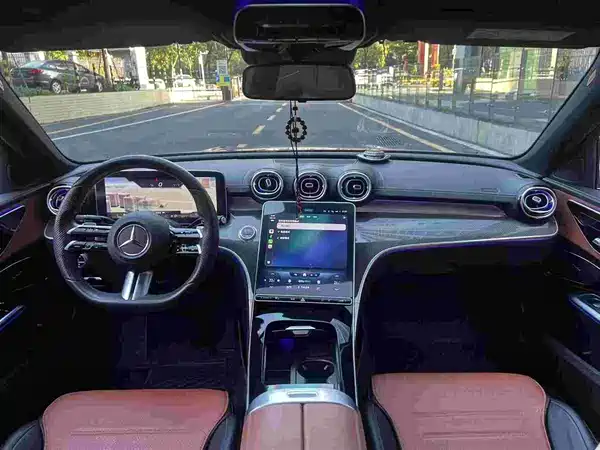 Mercedes-Benz C-Class 2023