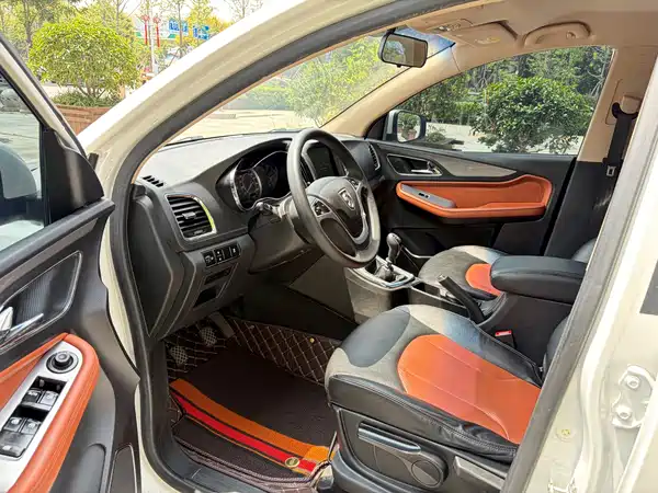 Baojun 560 2016