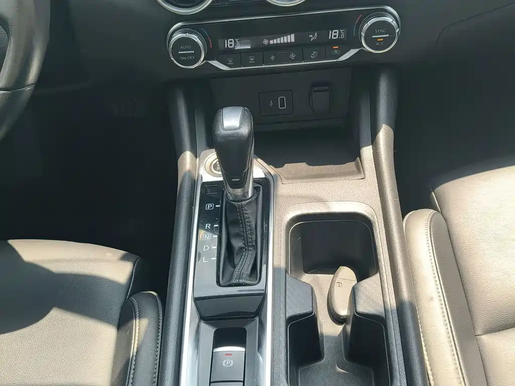 Nissan Sylphy 2022 — фото 16