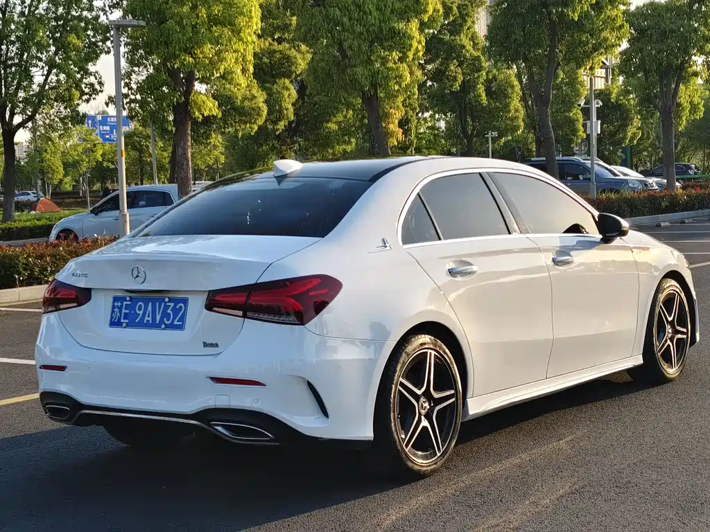 Mercedes-Benz A-Class 2019 — фото 8