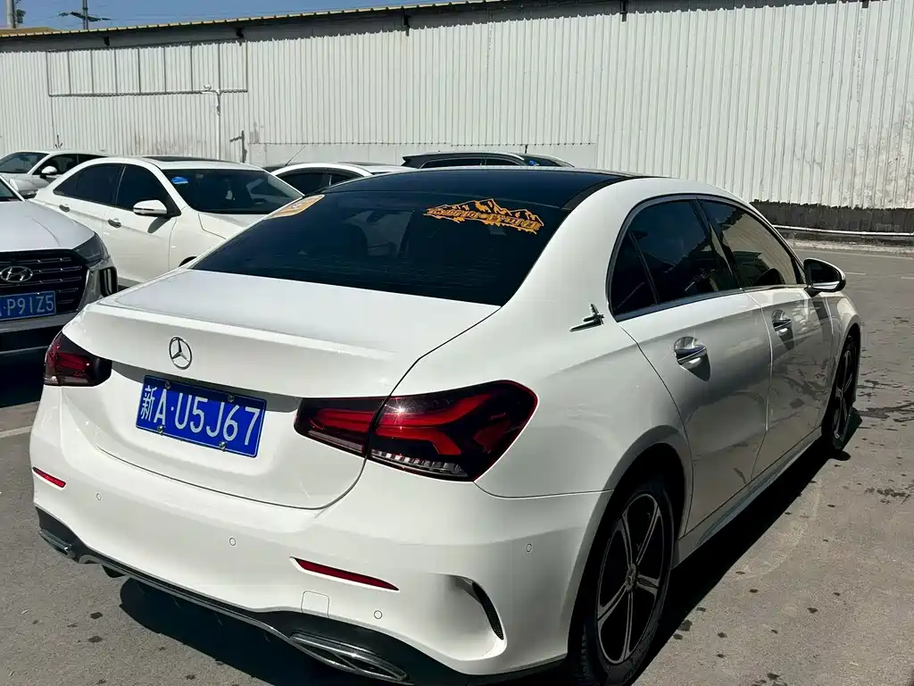 Mercedes-Benz A-Class 2023 — фото 9