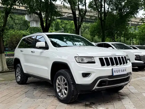 Jeep Grand Cherokee 2015