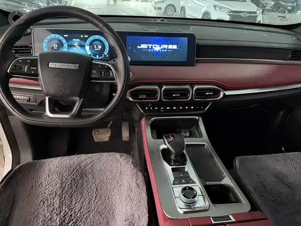 Jetour X70 PLUS 2023
