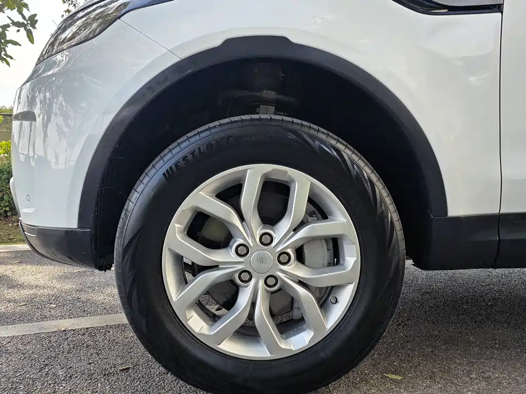 Land Rover Discovery 2019 — фото 14
