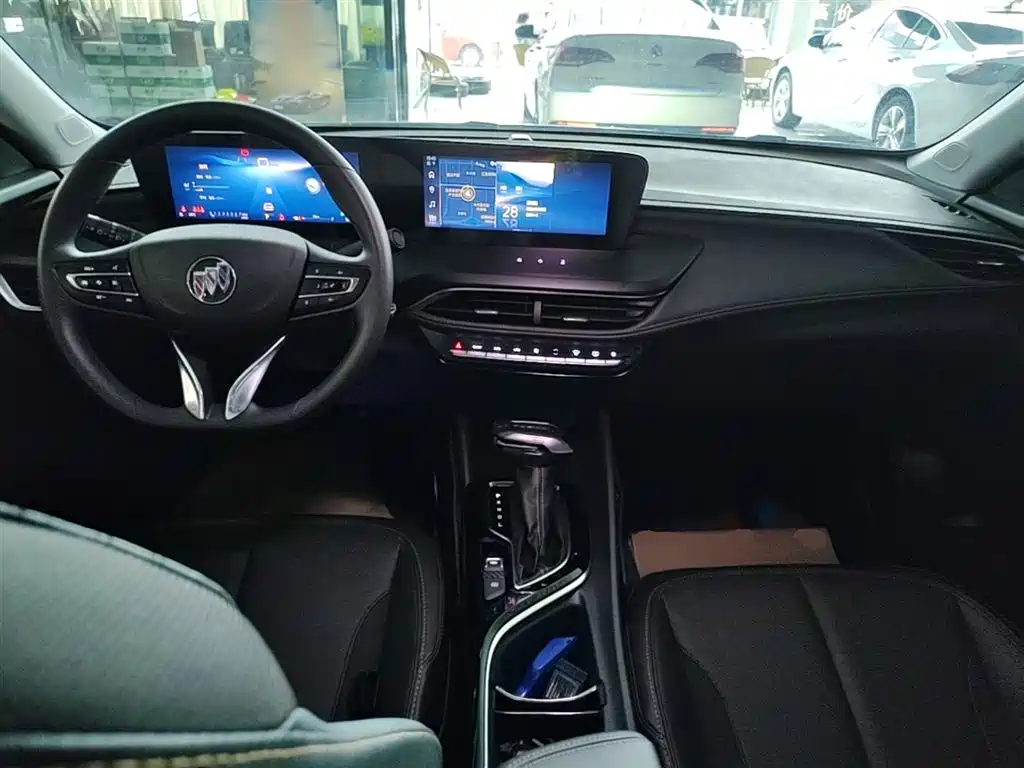 Buick Verano 2023 — фото 10