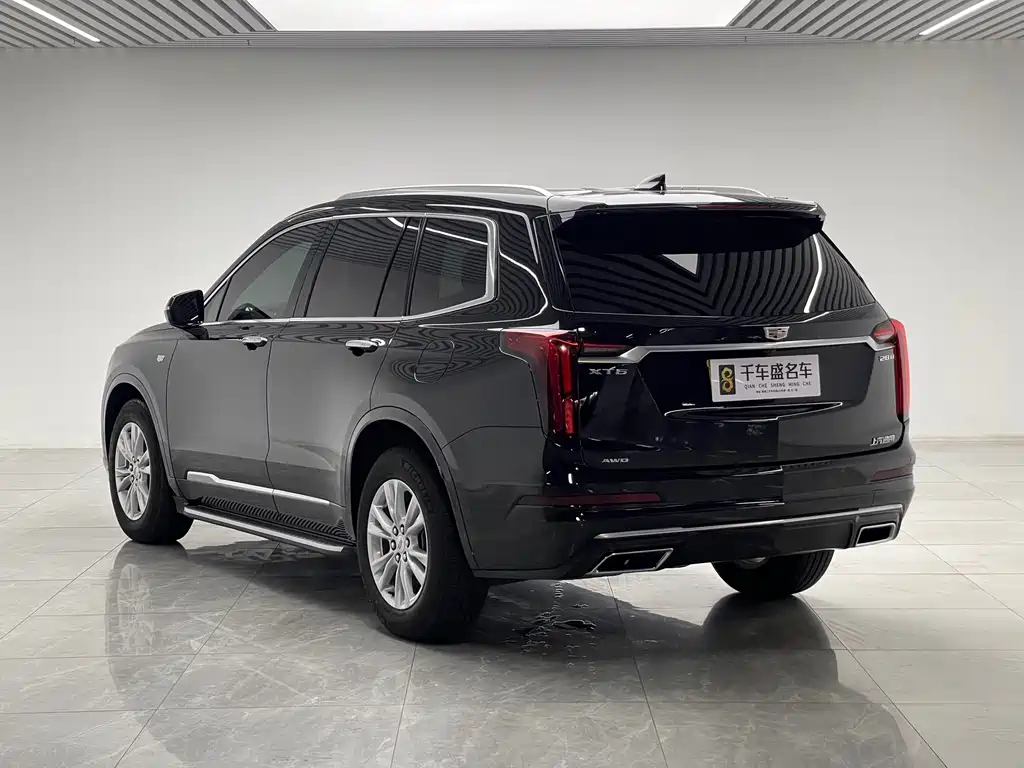 Cadillac XT6 2023 — фото 4