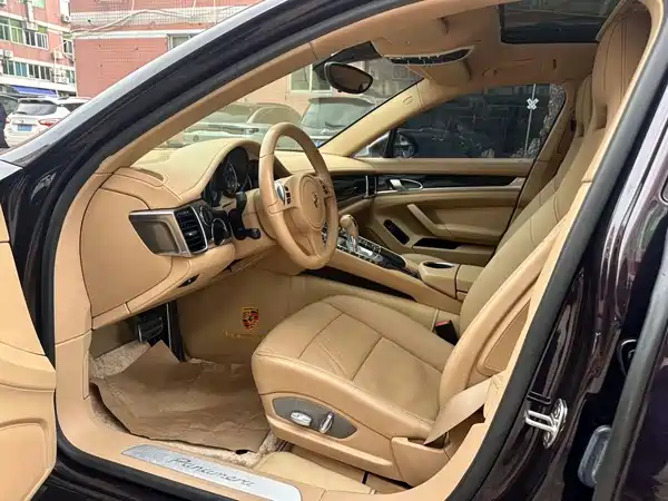 Porsche Panamera 2012
