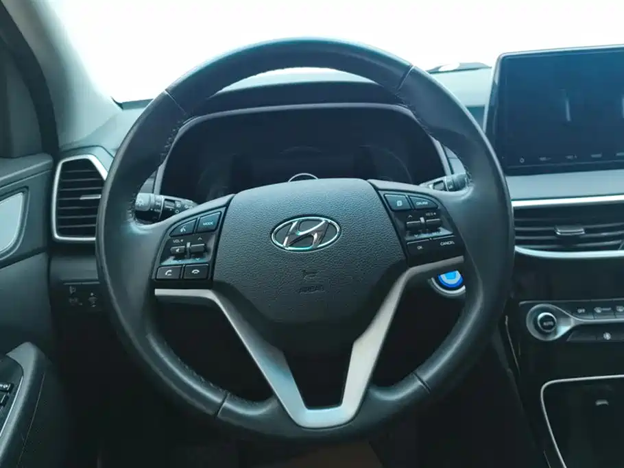 Hyundai Tucson 2019 — фото 15