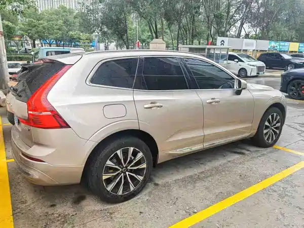 Volvo XC60 2023