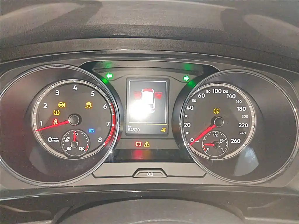 Volkswagen Tiguan L 2018 — фото 12