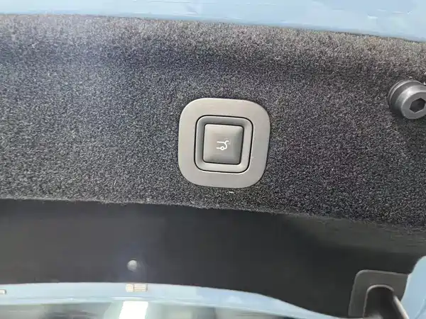 Leapmotor B01 2025