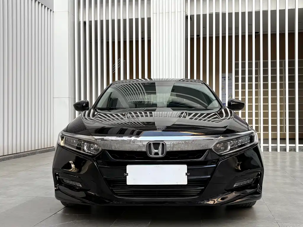 Honda Accord 2020 — фото 2