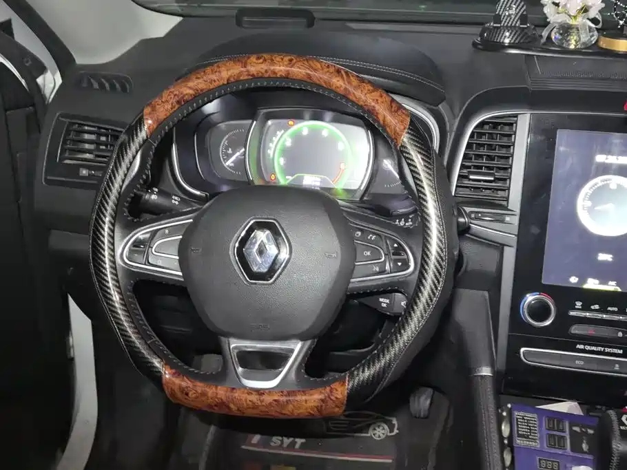 Renault Koleos 2019 — фото 15