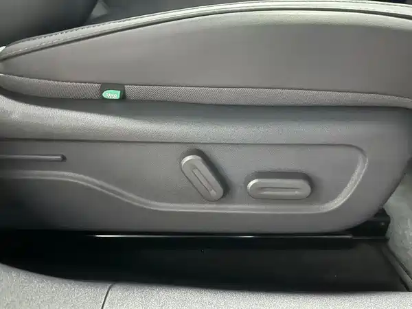 Leapmotor B01 2025