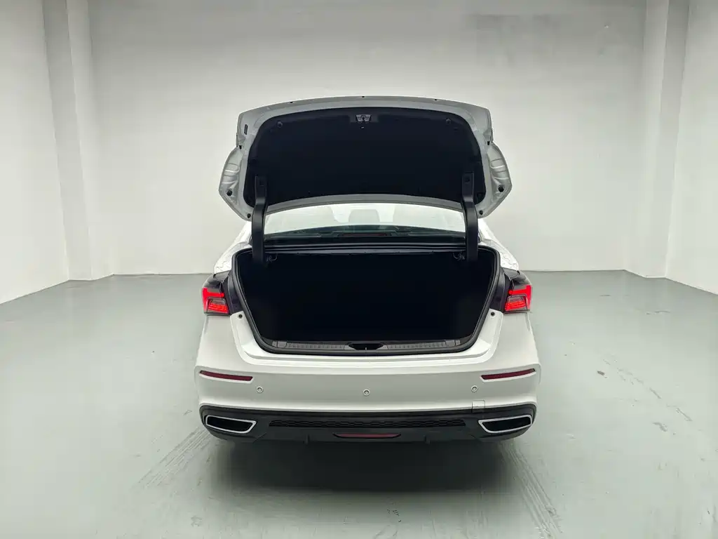 Chery Arrizo 5 PLUS 2022 — фото 9