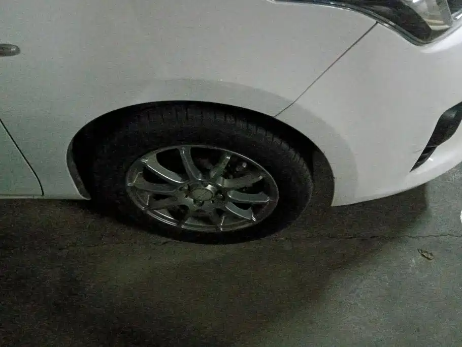 Toyota Yaris L 2016 — фото 6