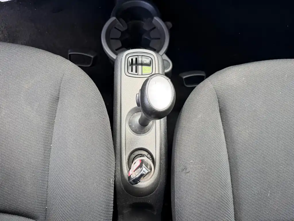 smart fortwo 2015 — фото 12
