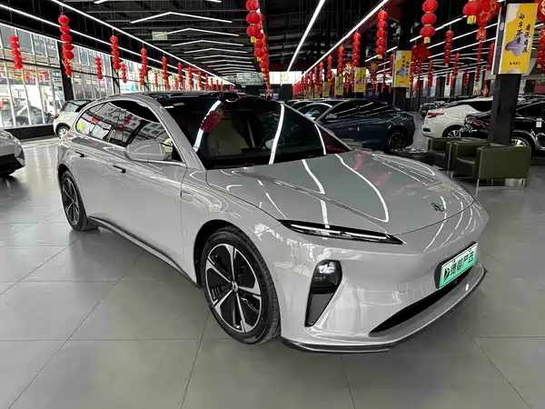 NIO ET5T 2024