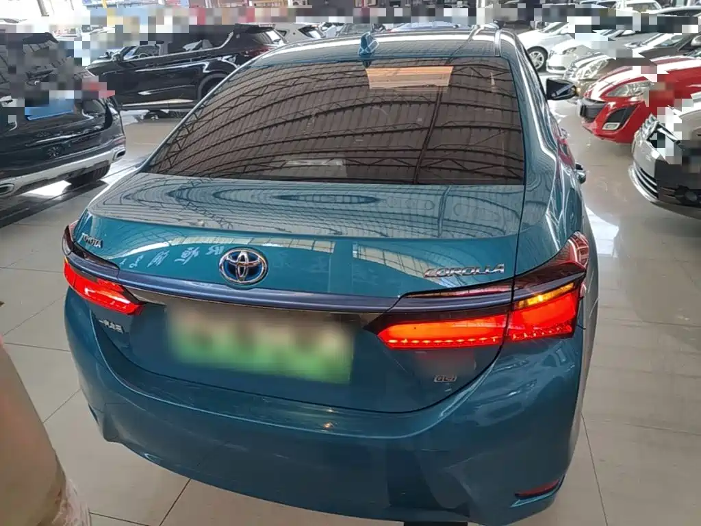 Toyota Corolla Hybrid 2019 — фото 6