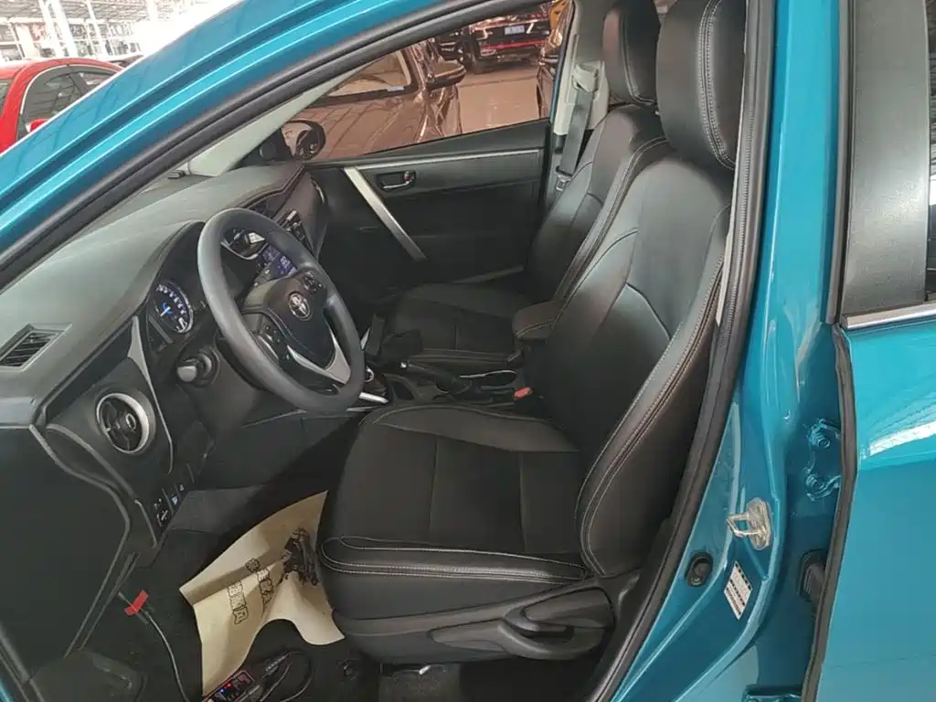 Toyota Corolla Hybrid 2019 — фото 15