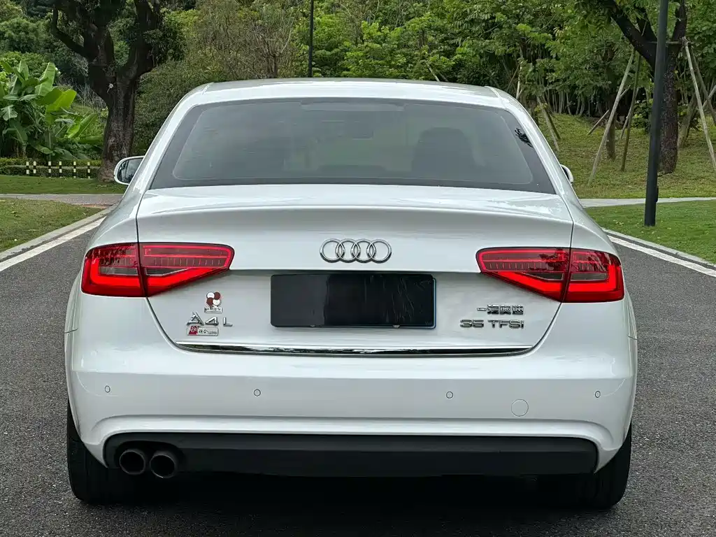 Audi A4L 2015 — фото 8