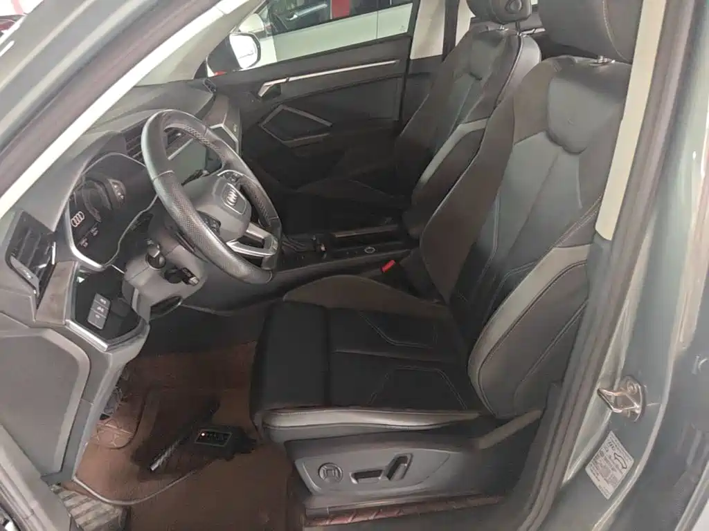 Audi Q3 Sportback 2022 — фото 15