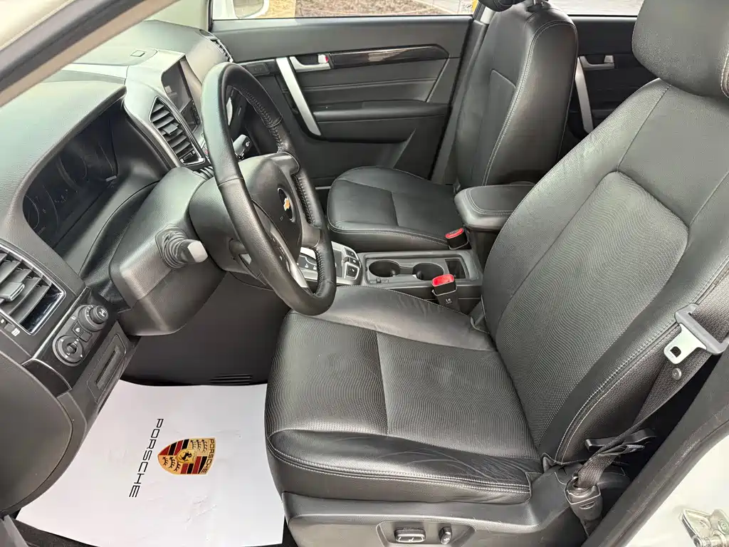Chevrolet Captiva 2014 — фото 10