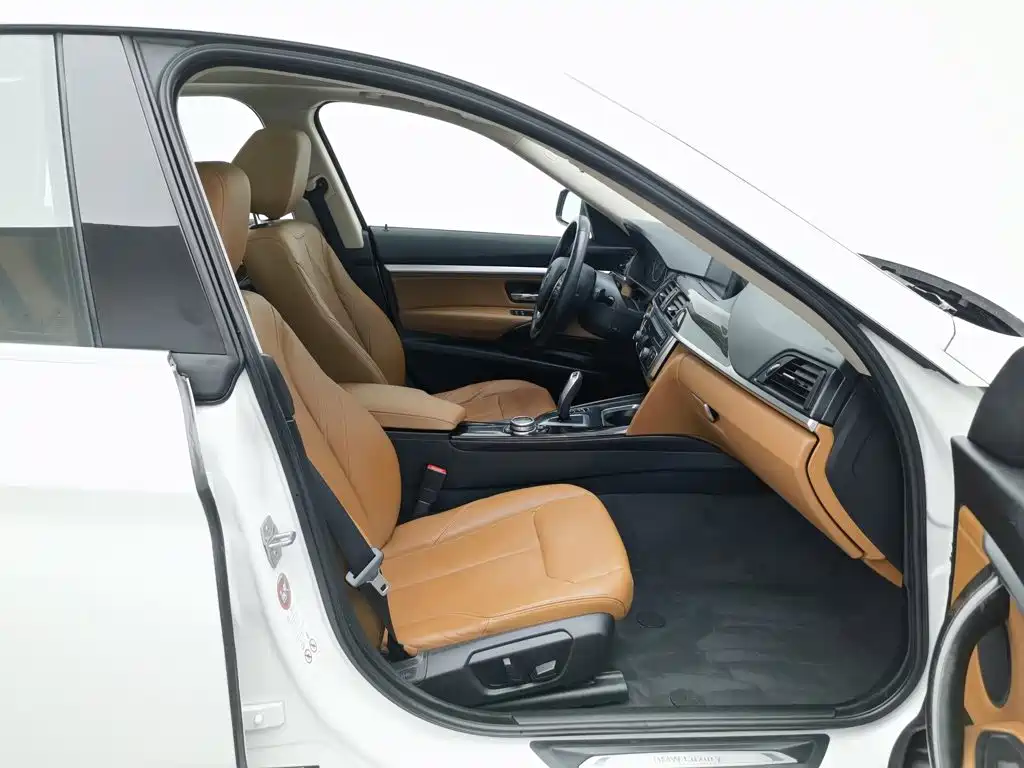 BMW 3 Series GT 2015 — фото 23