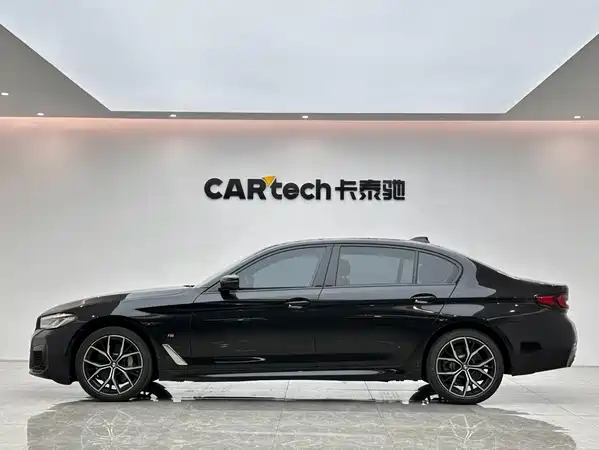 BMW 5 Series 2024