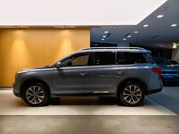 GAC Trumpchi GS8 2017