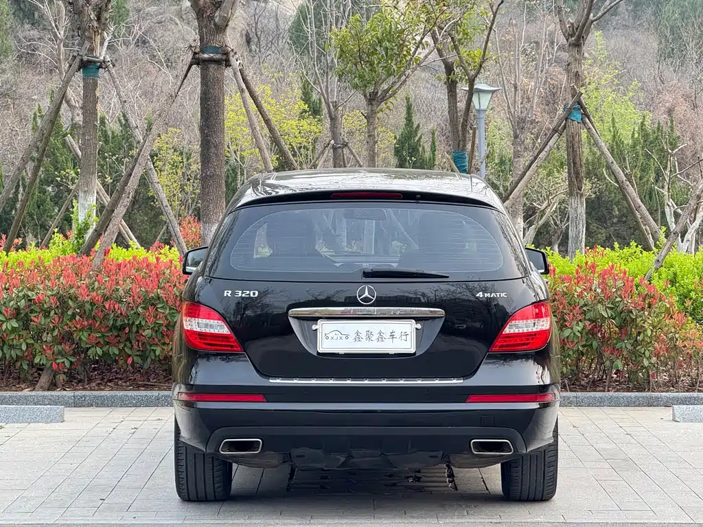 Mercedes-Benz R-Class 2015 — фото 10