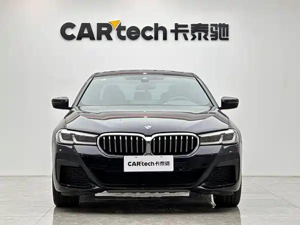 BMW 5 Series 2021
