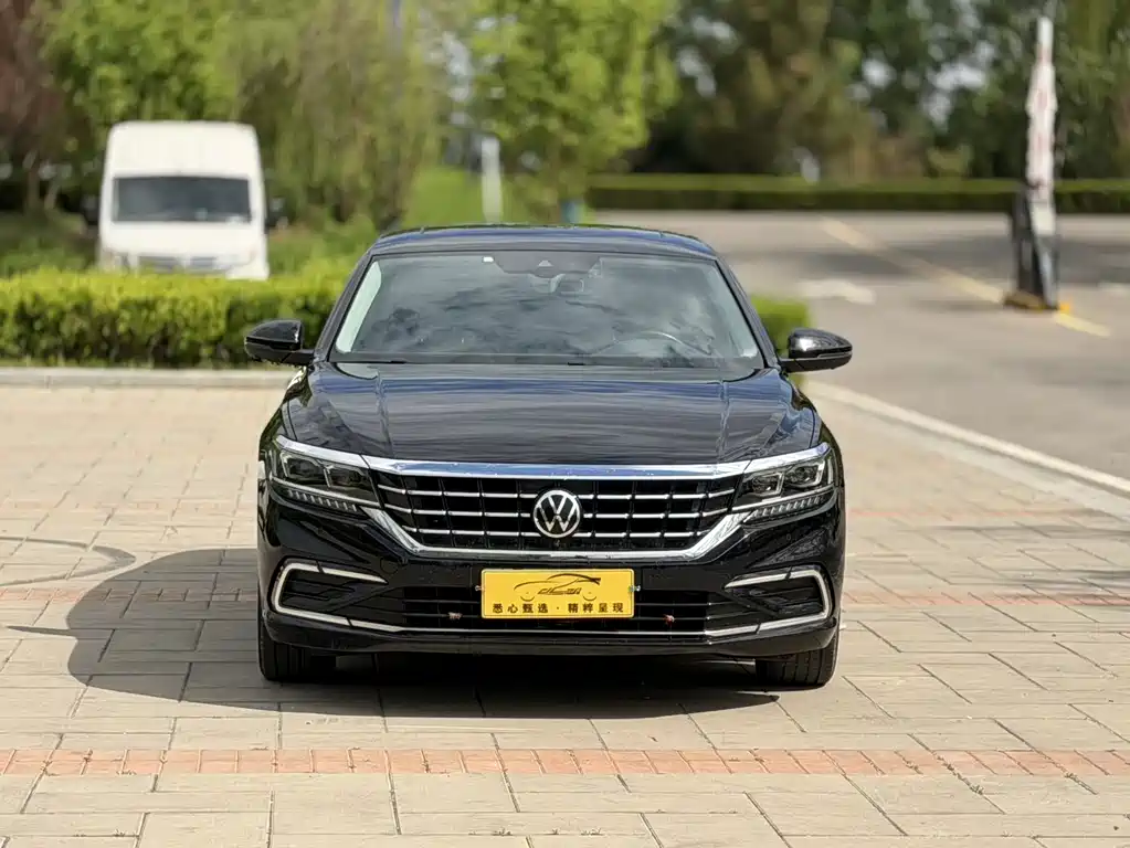 Volkswagen Passat 2021 — фото 2
