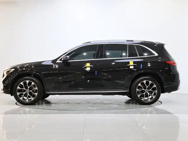 Mercedes-Benz GLC 2024