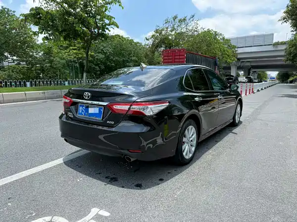 Toyota Camry 2018