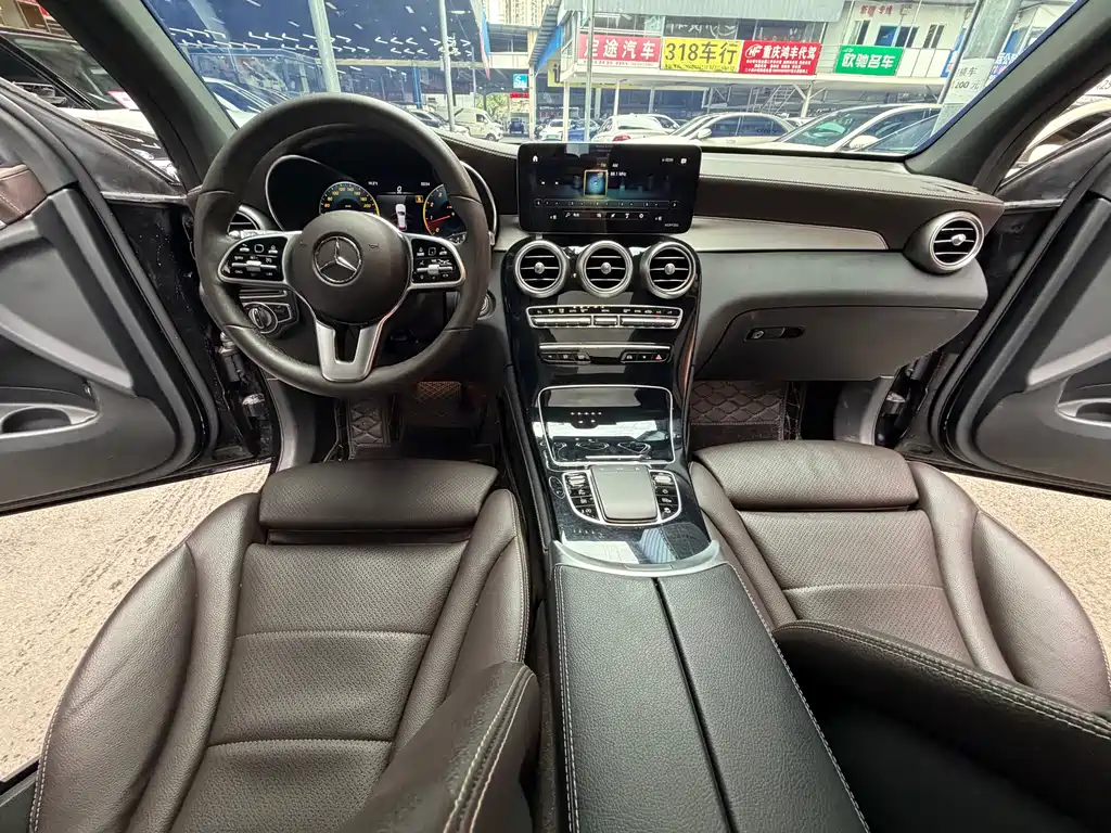 Mercedes-Benz GLC 2021 — фото 18