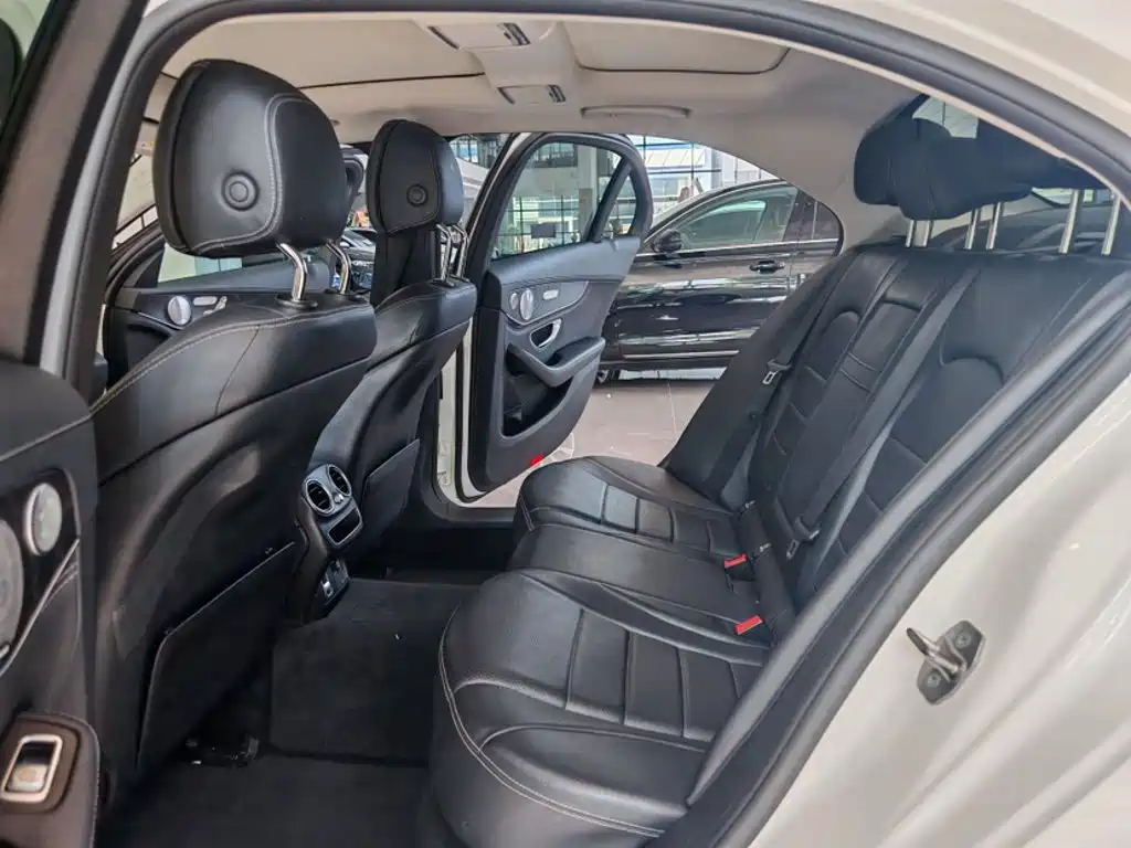 Mercedes-Benz C-Class 2020 — фото 15
