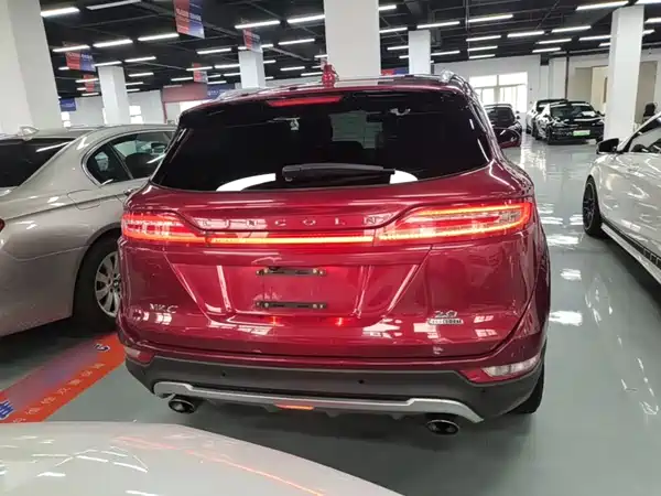Lincoln MKC 2016