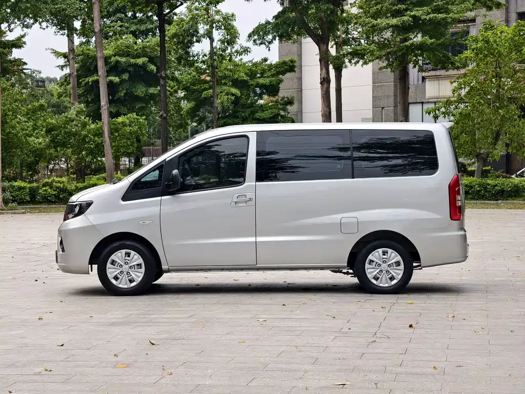 JAC Ruifeng M3 2019 — фото 6