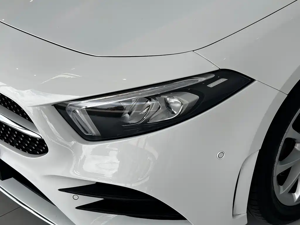 Mercedes-Benz A-Class 2021 — фото 4