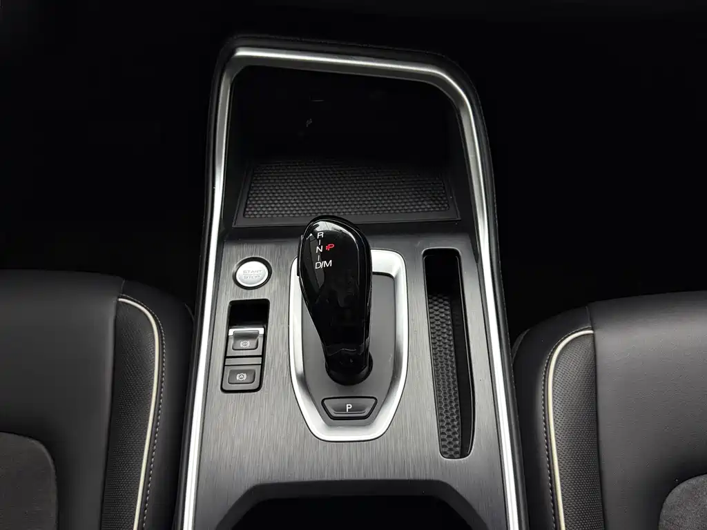 Haval H6 2023 — фото 11