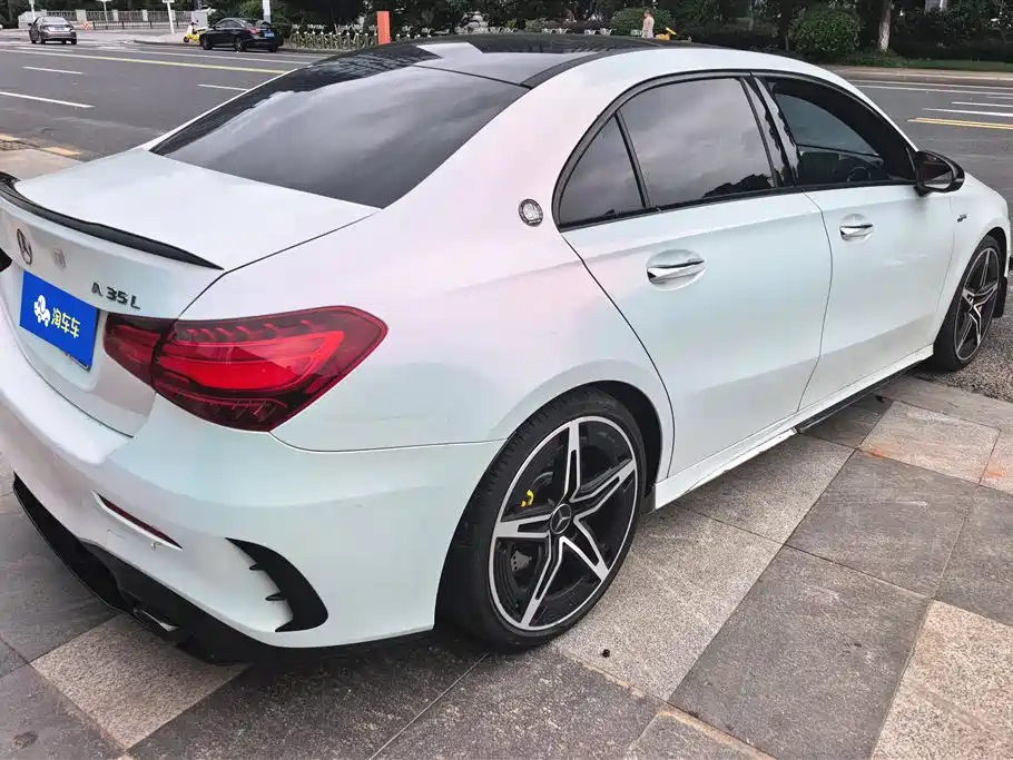 Mercedes-Benz A-Class AMG 2024 — фото 3