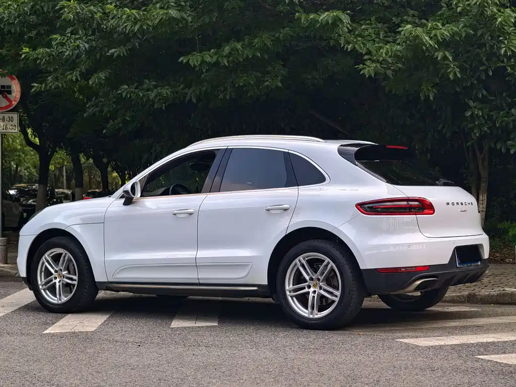 Porsche Macan 2015 — фото 3