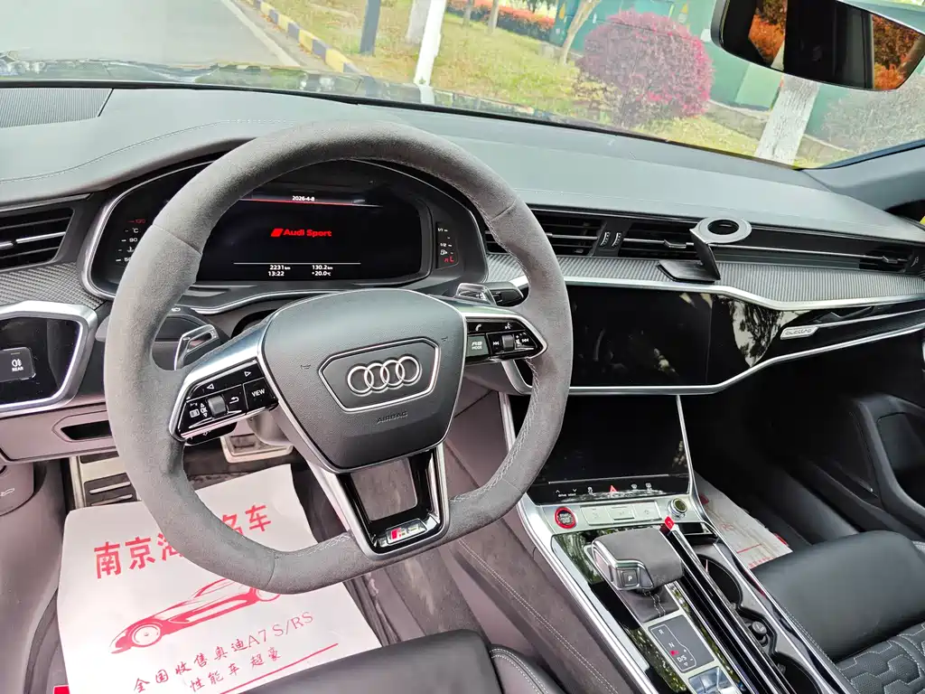 Audi RS 7 2021 — фото 7